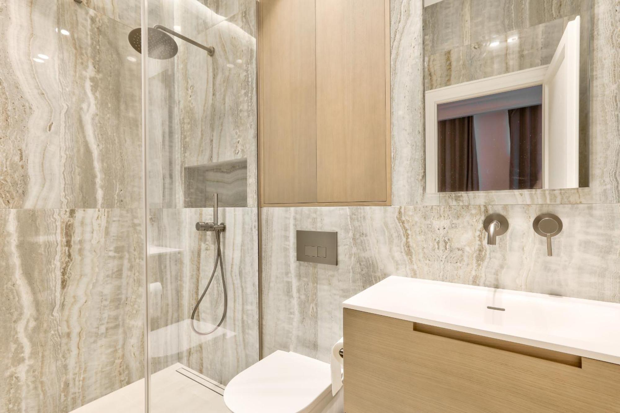 Apartment Urban Flat 191 - Luxury 3 Bedroom - Madeleine *