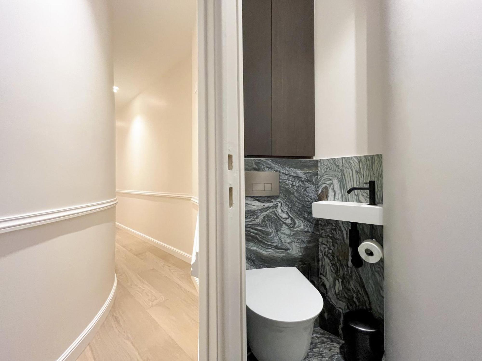 Urban Flat 191 - Luxury 3 Bedroom - Madeleine